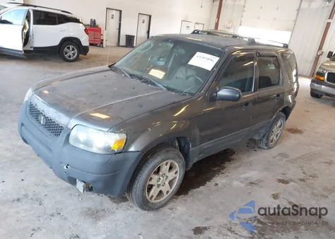 2004 Ford Escape Xls from USA, damaged, VIN 1FMYU02174DA14727